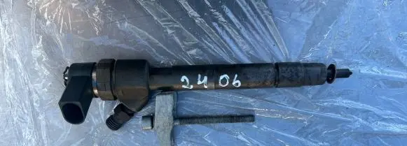 Mercedes-Benz S W220 Fuel injector A6480700287