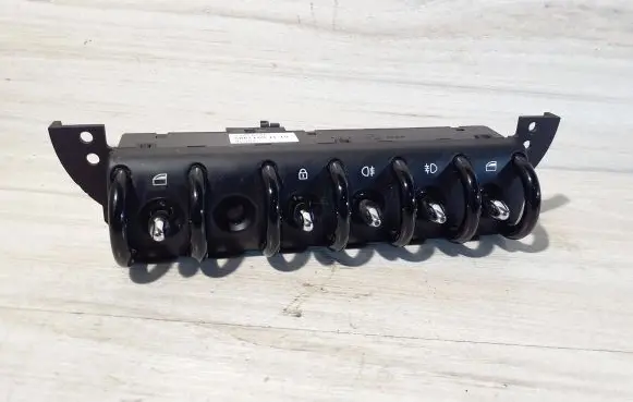 Mini One - Cooper R50 - 53 A set of switches 6917985 03042017