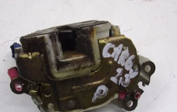 Nissan Vanette Front door lock