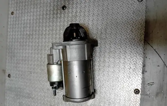 Fiat 500E Starter motor 51916168 20190209 0001170401