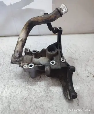 Volkswagen Amarok Power steering pump mounting bracket 059145169