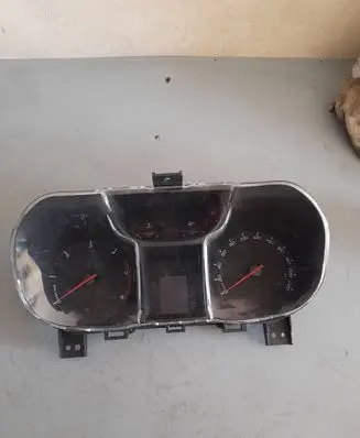 Chevrolet Orlando Speedometer (instrument cluster) 95472830