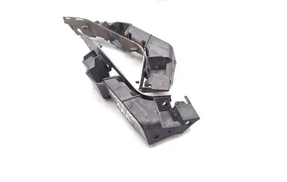 Front bumper mounting bracket