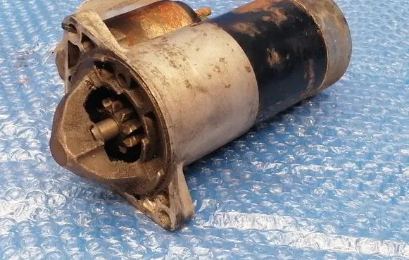Opel Insignia A Starter motor 55352882 M001T30172
