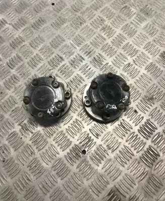Daihatsu Feroza Front axle beam 