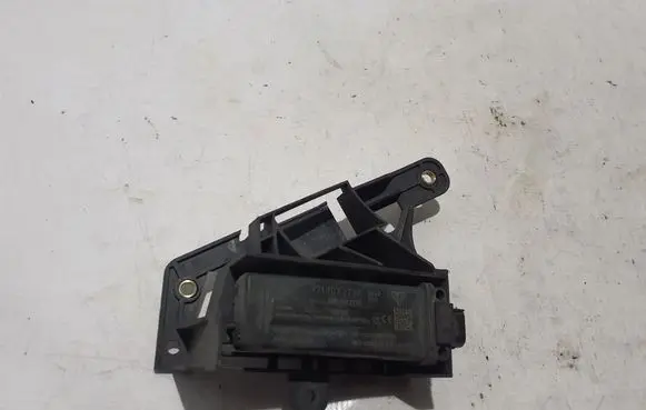 Porsche Panamera (971) Aerial antenna amplifier 971907273K
