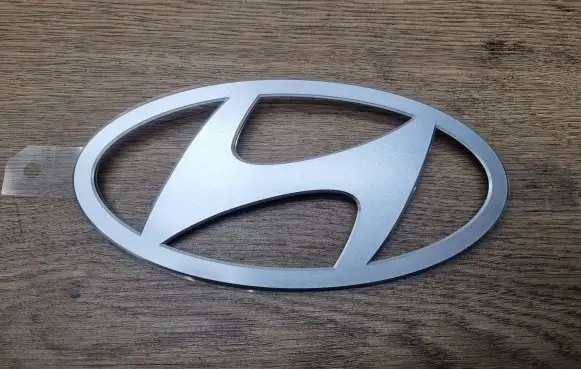 Hyundai IONIQ 6 Manufacturer badge logo/emblem 86305KL200