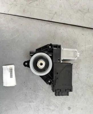 Volvo C40 Rear door window regulator motor 32283266 31674759