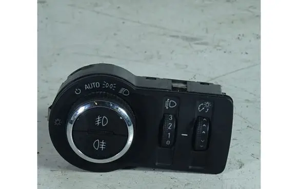 Opel Insignia A Other switches/knobs/shifts 13268702