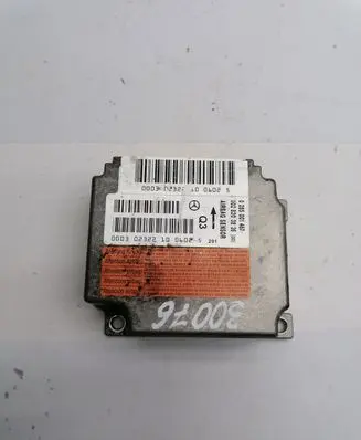 Mercedes-Benz Vaneo W414 Airbag control unit/module 0285001467 0028203826