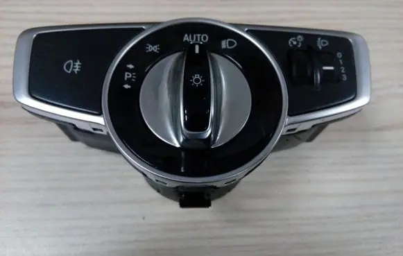 Mercedes-Benz C AMG W205 Light switch AY063