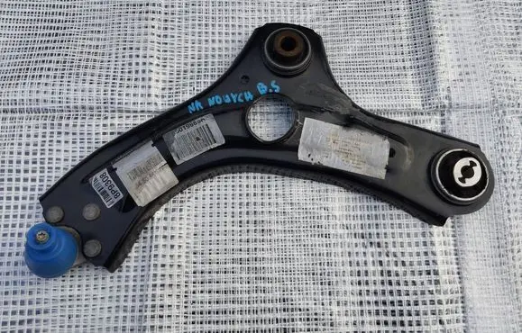 Renault Clio V Front control arm 545056028R