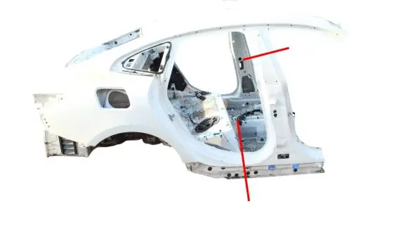 BMW 2 F44 Sill