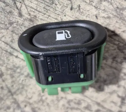 Saab 9-5 Fuel tank opening switch 4617544 156797