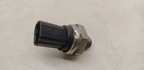 Mercedes-Benz GL X164 Exhaust gas pressure sensor A0061536028