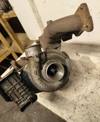Chrysler Voyager Turbo 35242128H 7719581 LE0008741