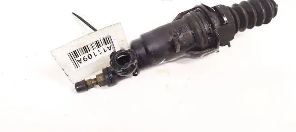Peugeot 406 Clutch master cylinder 