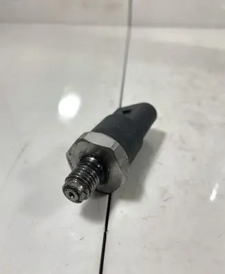 Fuel pressure sensor