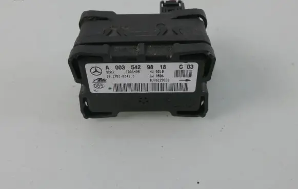 Mercedes-Benz SLK R171 ESP acceleration yaw rate sensor A0035429818