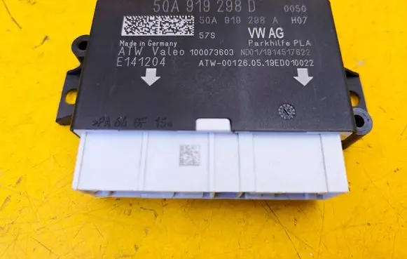 Skoda Superb B8 (3V) Parking PDC control unit/module 5QA919298D 5QA919298A