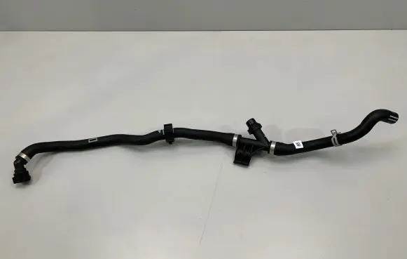BMW 4 G22 G23 G24 G26 Engine coolant pipe/hose 9398959