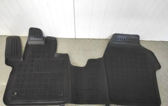 Peugeot Expert Front floor mat 201313