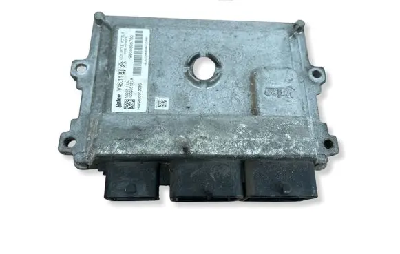 Citroen C3 Engine control unit/module V29035181A V29002514E 132081334