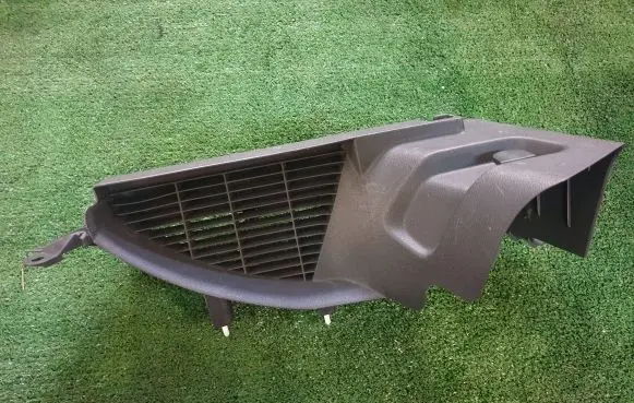 Volkswagen Golf V Parcel shelf load cover mount bracket 1K6867761