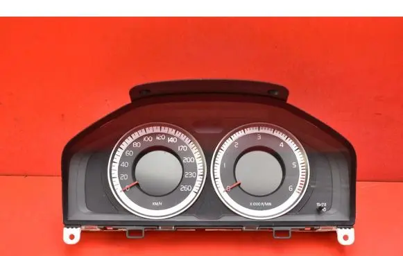 Volvo V60 Speedometer (instrument cluster) 31343325AA