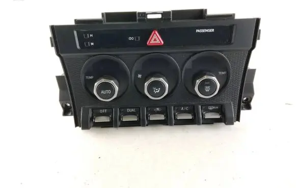 Toyota GT 86 Climate control unit 72311CA061 85201CA020 2370003740