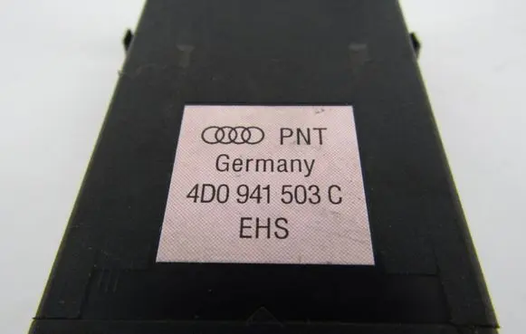 Audi A8 S8 D2 4D Windscreen/window heater switch 4D0941503C