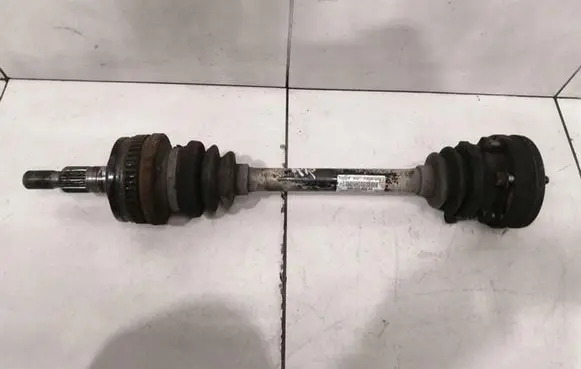 Porsche 911 996 Rear driveshaft 99633202404