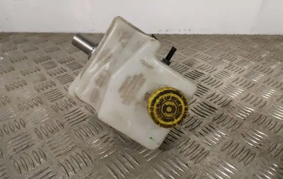 Jeep Grand Cherokee Master brake cylinder