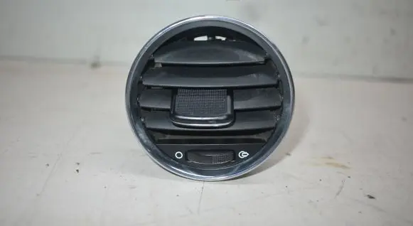 Peugeot 308 SW Dash center air vent grill 9658515377