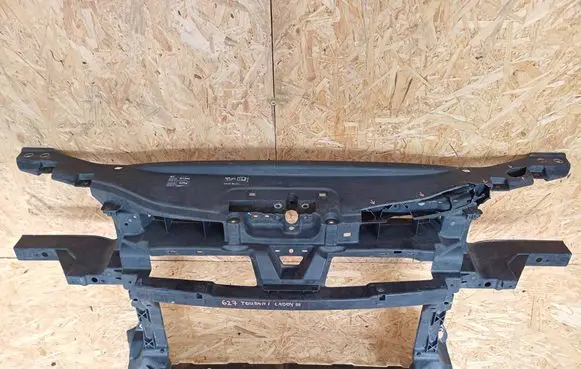 Volkswagen Touran I Radiator support slam panel 1T0805303A