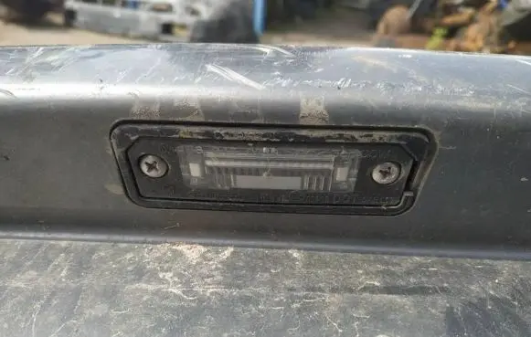 Volkswagen Golf V Number plate light
