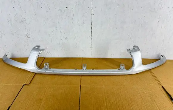 Toyota RAV 4 (XA20) Front grill 