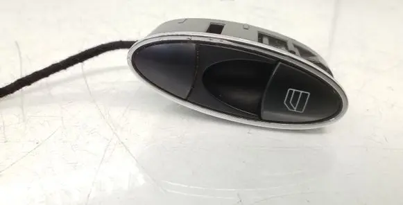 Mercedes-Benz E W211 Electric window control switch A2118219958 SWF502057
