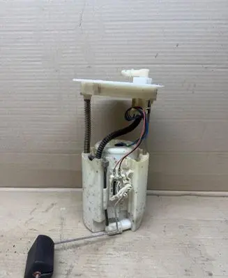 Suzuki Swift II In-tank fuel pump 1510069L00
