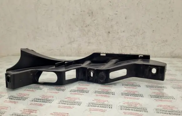 Volkswagen PASSAT B6 Headlight/headlamp mounting bracket 3C0807889A