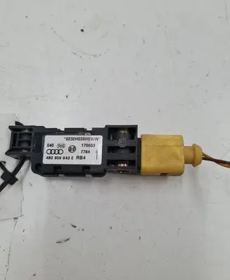 Audi A3 S3 A3 Sportback 8P Airbag deployment crash/impact sensor 4B0959643E