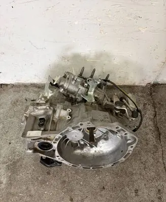 Mitsubishi Outlander Manual 5 speed gearbox 2500A515 2500A715 F5MBB1AWZ