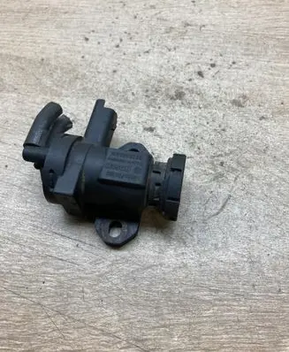 Citroen C5 Vacuum valve 9635704380 0928400414