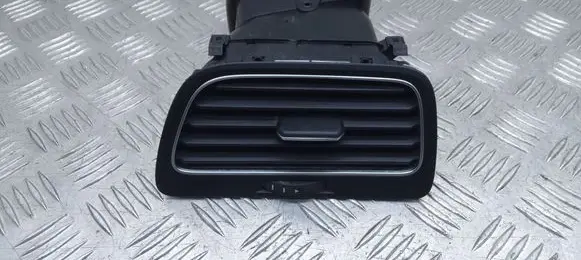 Volkswagen e-Golf Dashboard side air vent grill/cover trim 5G1819704R 5G1819248B