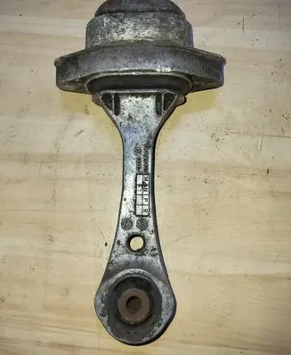 Audi A3 S3 8L Gearbox mount 1J0199851