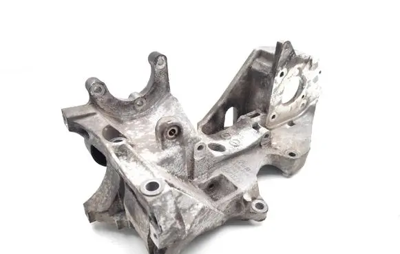 Seat Exeo (3R) Generator/alternator bracket 03L903143H