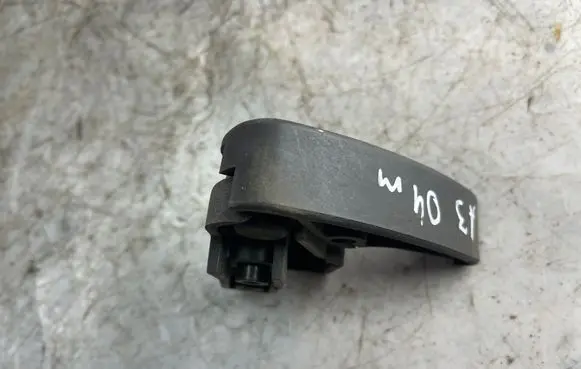 Audi A3 S3 8P Engine bonnet (hood) release handle