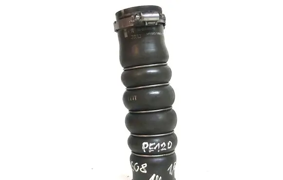 Peugeot 508 Intercooler hose/pipe 9803399880