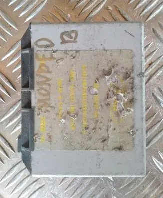 Ford Mondeo MK II Light module LCM