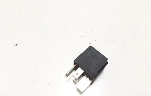 Skoda Octavia Mk2 (1Z) Other relay 7M0951253A